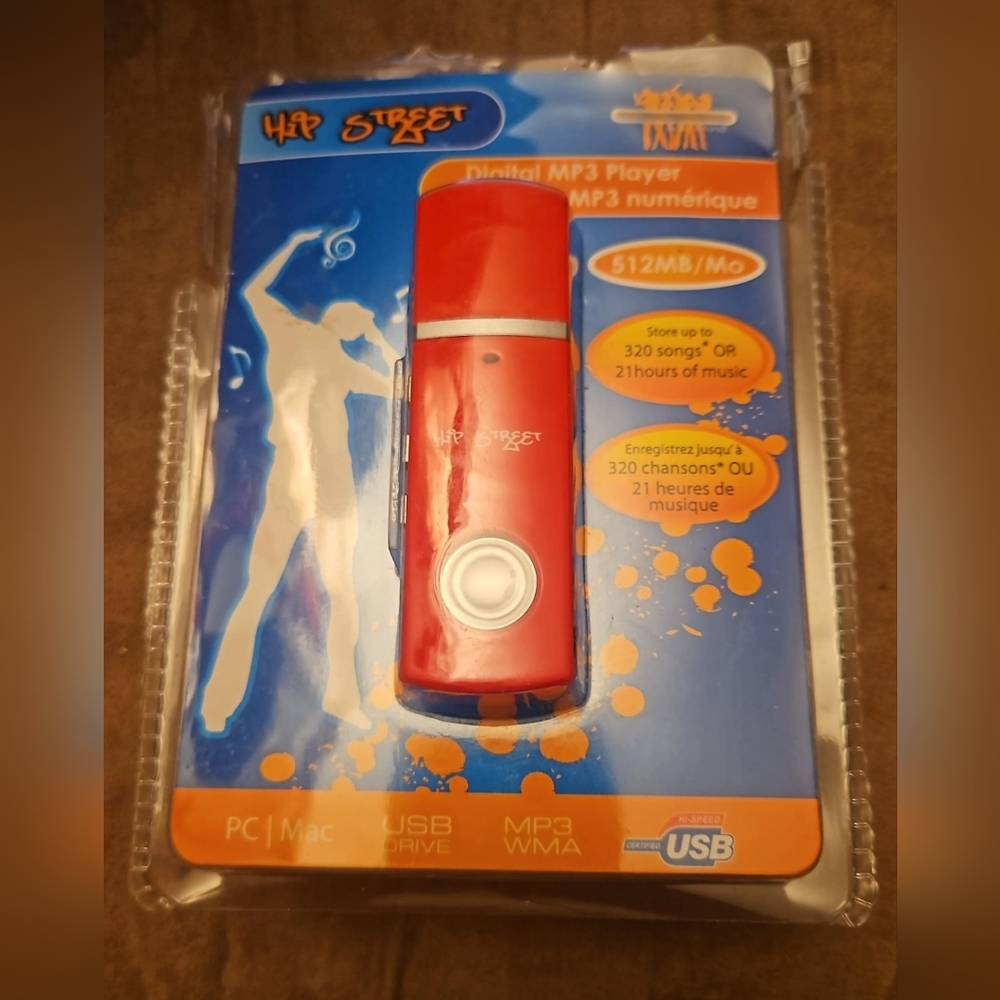 Hip Street Digital MP3 Player-512mb-takes 1 AAA battery-earphones included